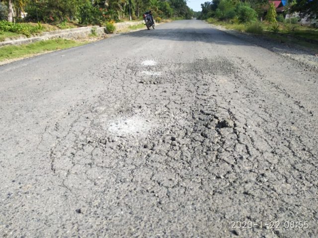 Jalan Baru Di Aspal Rusak Apa Karena Kualitas Atau Akibat Dilintasi