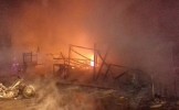 6 Kios Di Bantaran Sungai Pamarayan Dilalap Jago Merah, 4 Motor dan Uang Ratusan Juta Ludes Terbakar