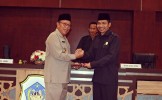 Pemkab Lamongan dan DPRD Sahkan Perda Perubahan APBD Kabupaten 2017