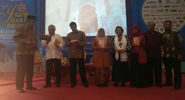 Bedah Buku Alumni Ponpes TABAH Kranji  Di Islamic Book Fair 2018
