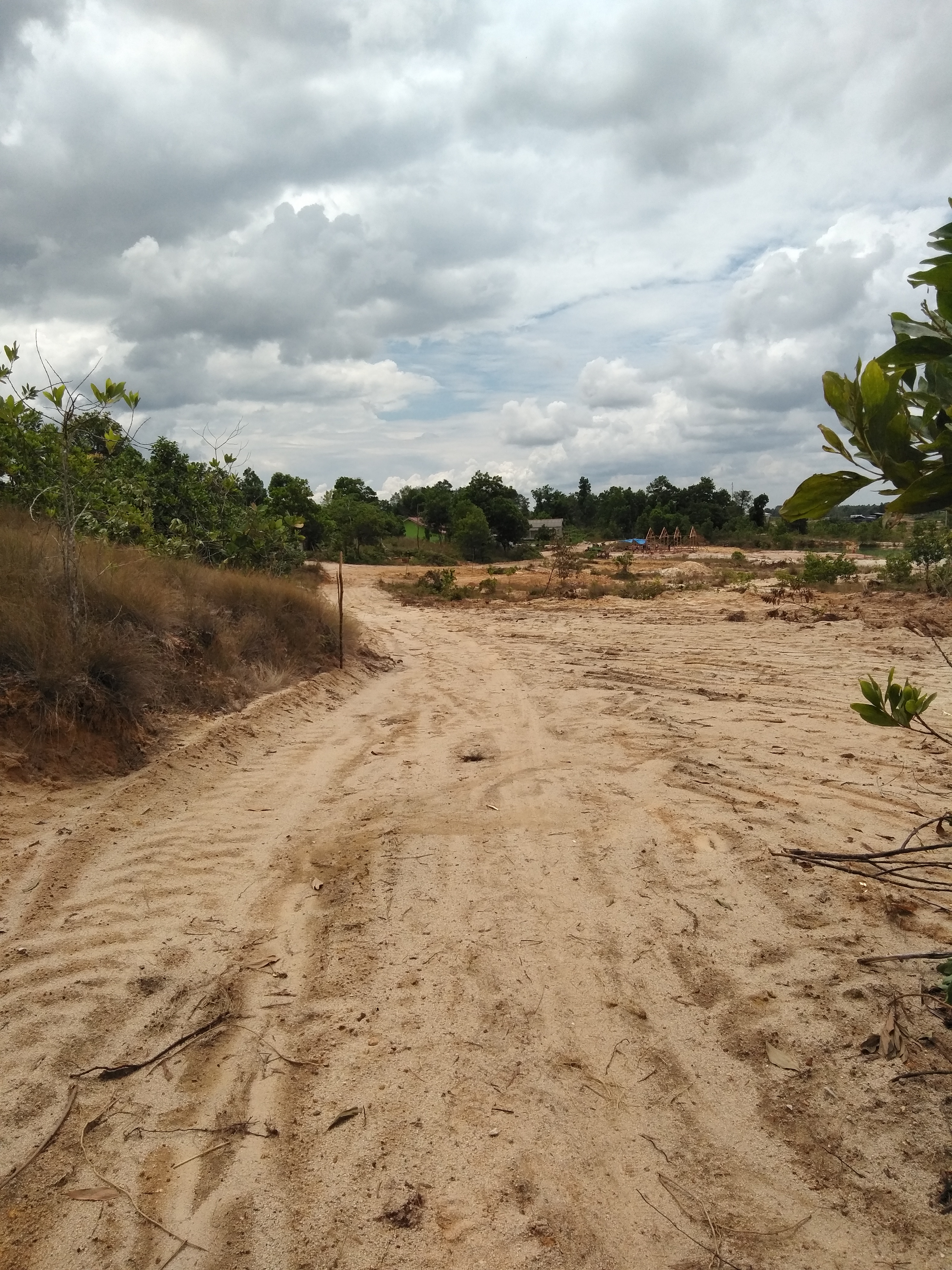Pengembangan Pemukiman, Bukit Maya Butuh Peningkatan Jalan