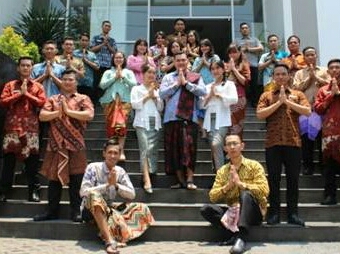 Mengedukasi Masyarakat, Whiz Hotel Pemuda Gelar National Batik Days Celebration
