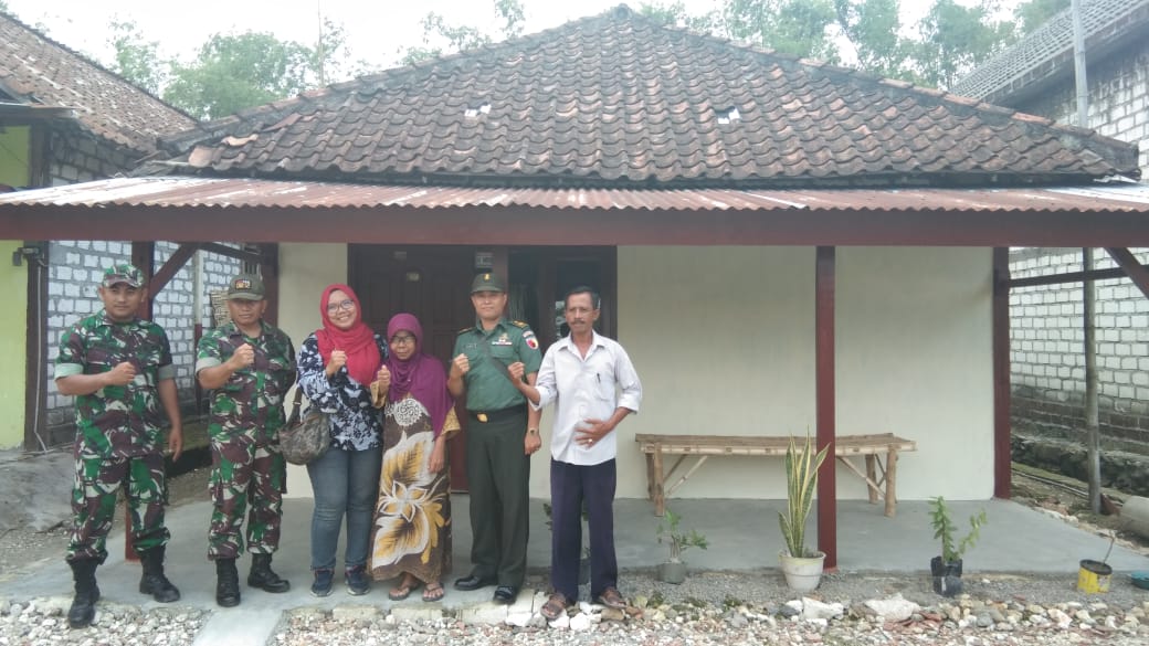 Syujud Sukur, Lansia Dapat Program Rutilahu Dari TNI-AD