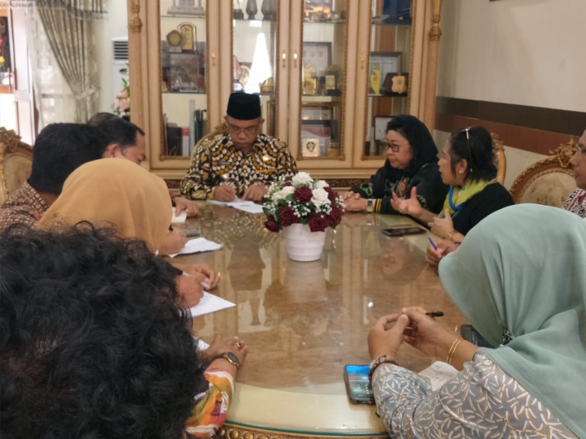 Bupati Berau adakan Pertemuan Bersama rombongan Pariwisata