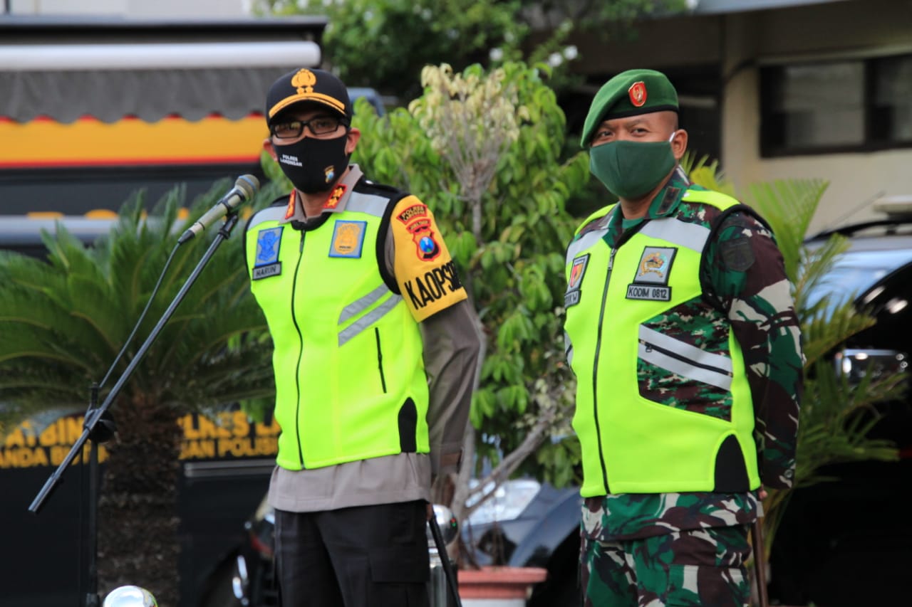 Personil TNI Polri Kerahkan Pengamanan Malam Lebaran Wilayah Kabupaten Lamongan