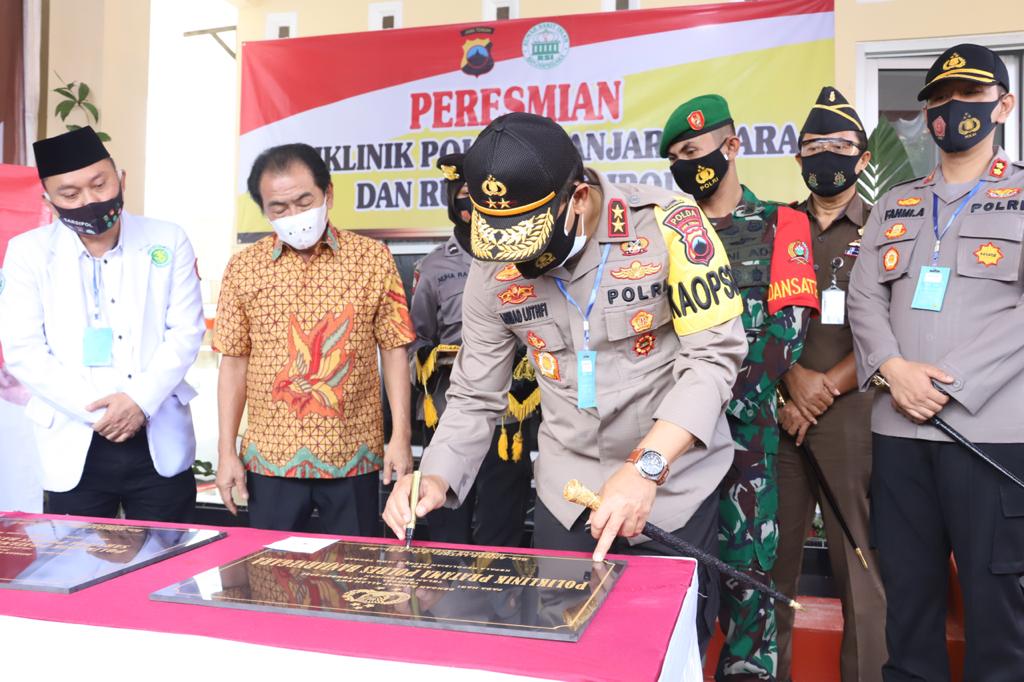Kapolda Jateng Resmikan Gedung Sarsipol Banjarnegara