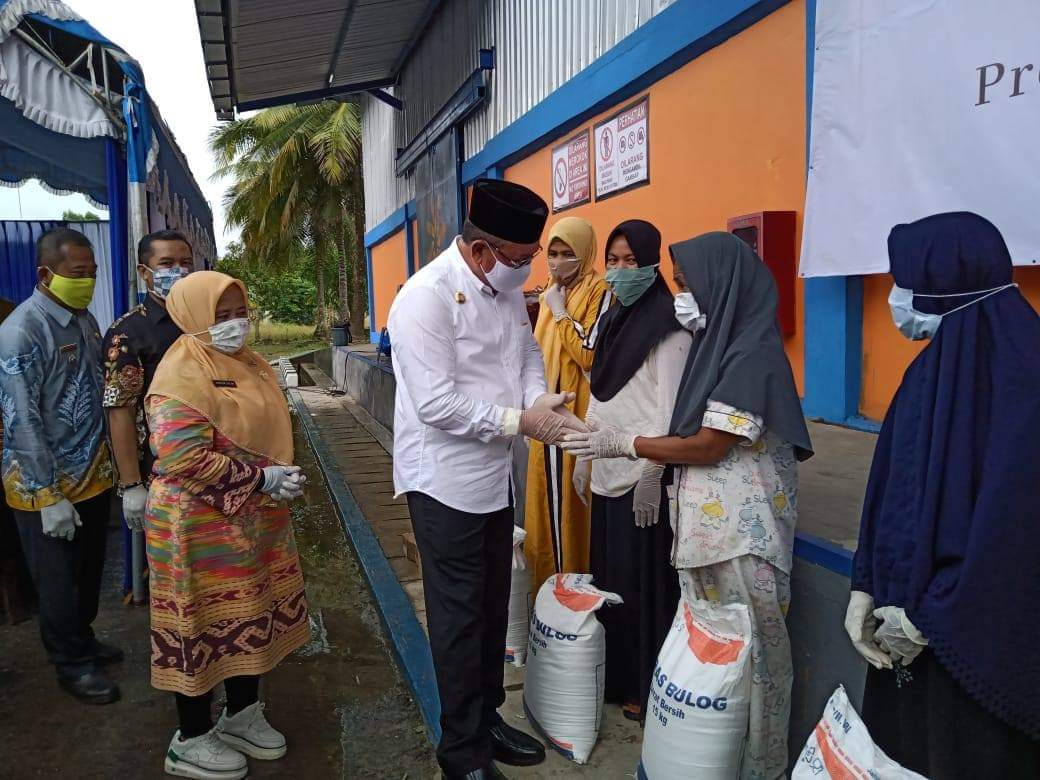 Launching Penyaluran bantuan sosial, 5.149 KPM PKH Kotabaru Terima Bantuan Kemensos
