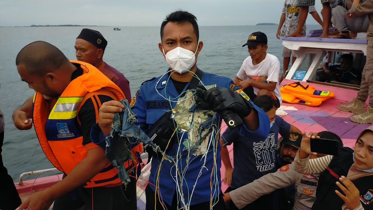 TNI kerahkan personel dan Alutsista dalam pencarian pesawat Sriwijaya Air SJ-182