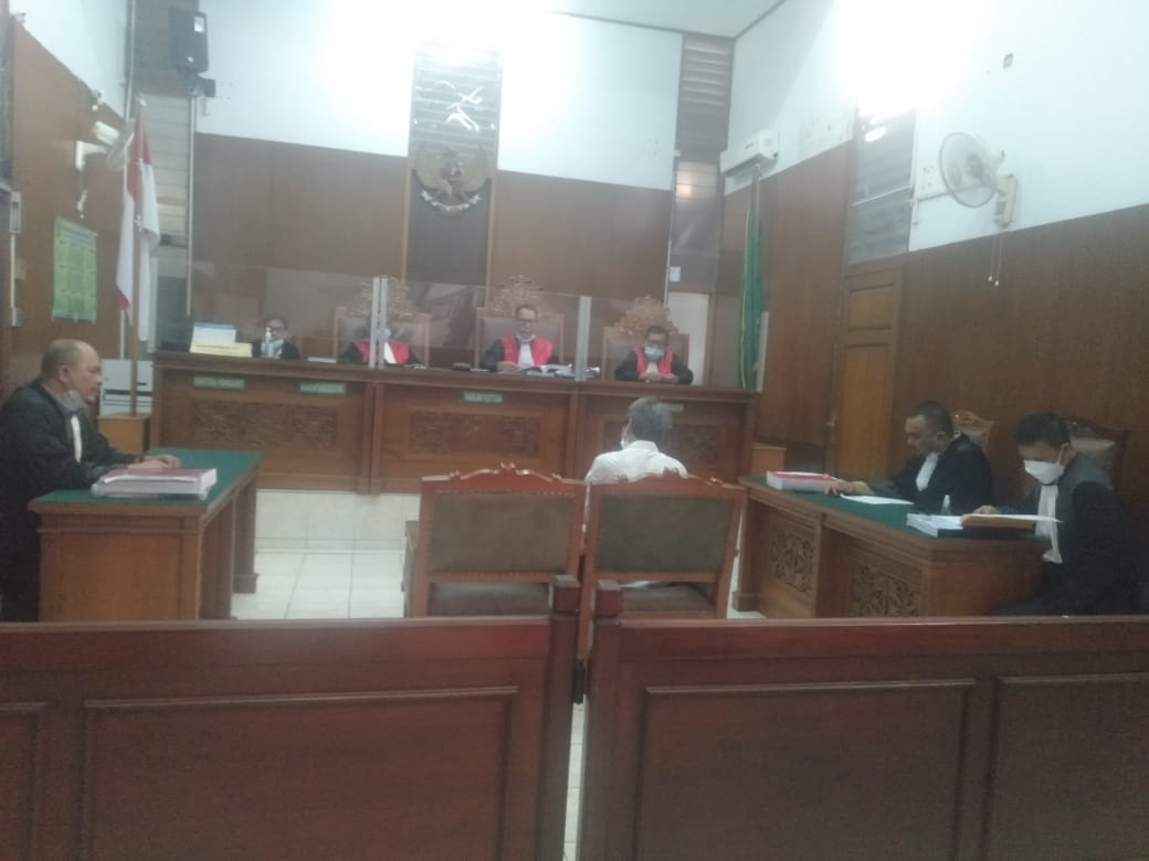 Sebagai Wakil Tuhan Majelis Hakim PN Jaksel Diminta Membuka Tabir Dibalik Mangkirnya Saksi Korban Pe...