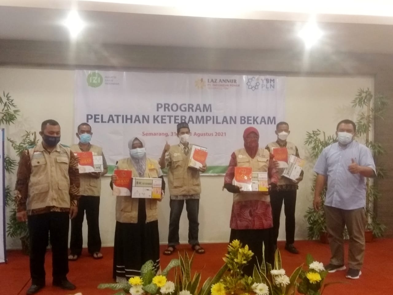 LAZ ANNUR Indonesia Power Semarang PGU Bersama IZI Gelar Pelatihan Bekam Untuk Dhuafa