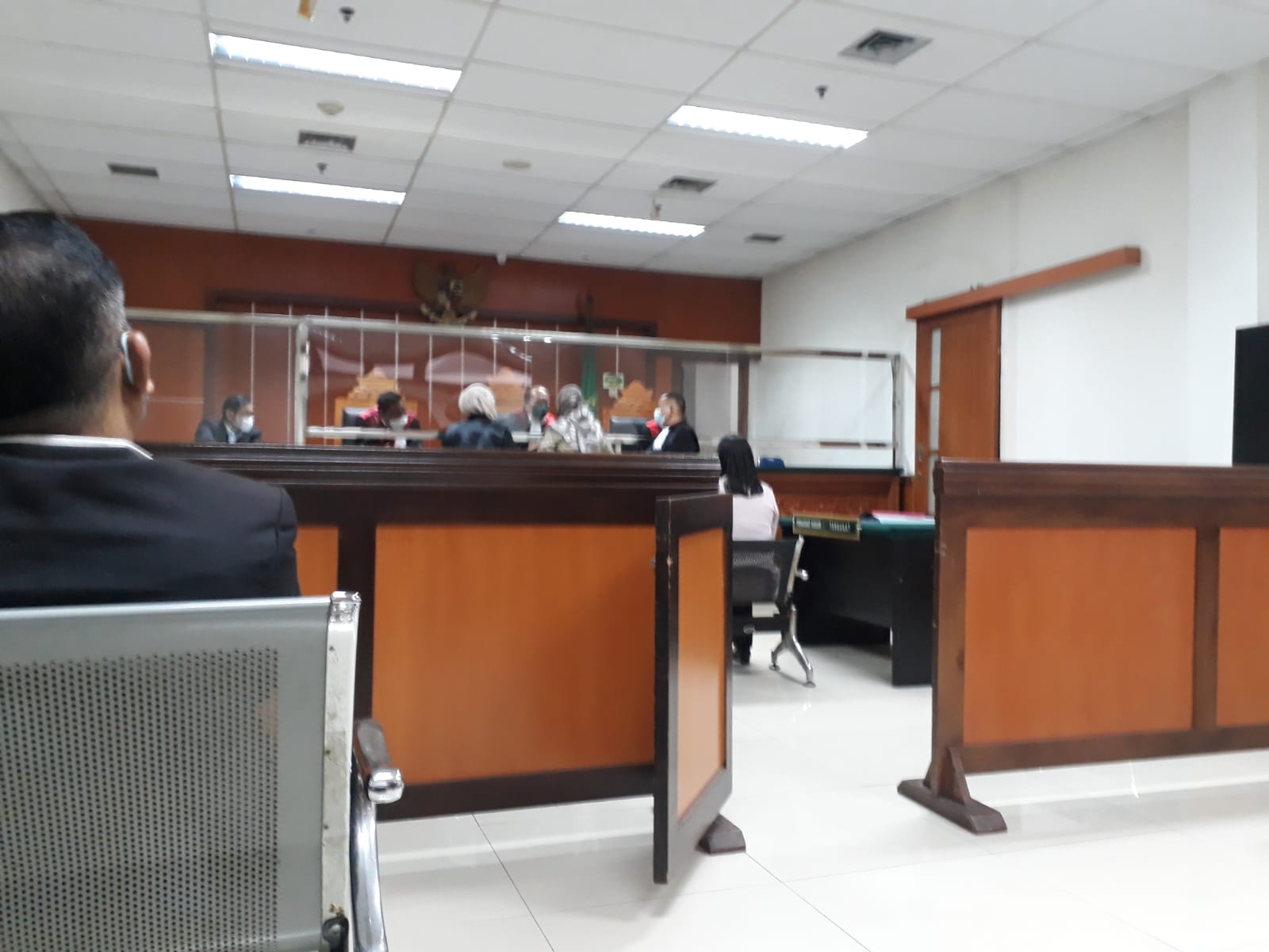 Majelis Hakim PN JakBar Diminta Keluarkan Surat Penetapan Penahanan Terhadap Saksi Tino Kardiman Ter...