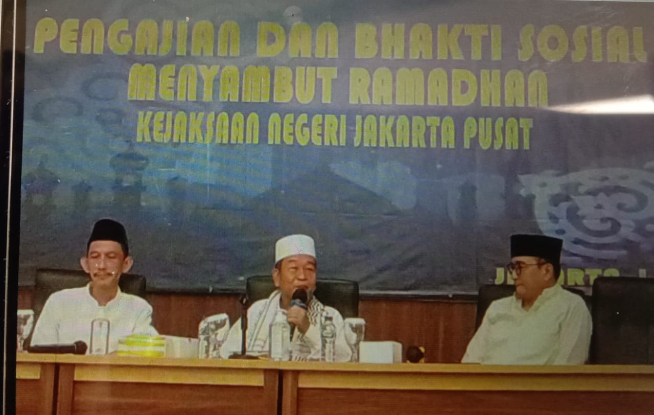 Sucikan Hati Sambut Ramadhan 2022 ,Kajari Jakpus : Jadikan Ramadhan Momentum Introfeksi Diri dan Tin...