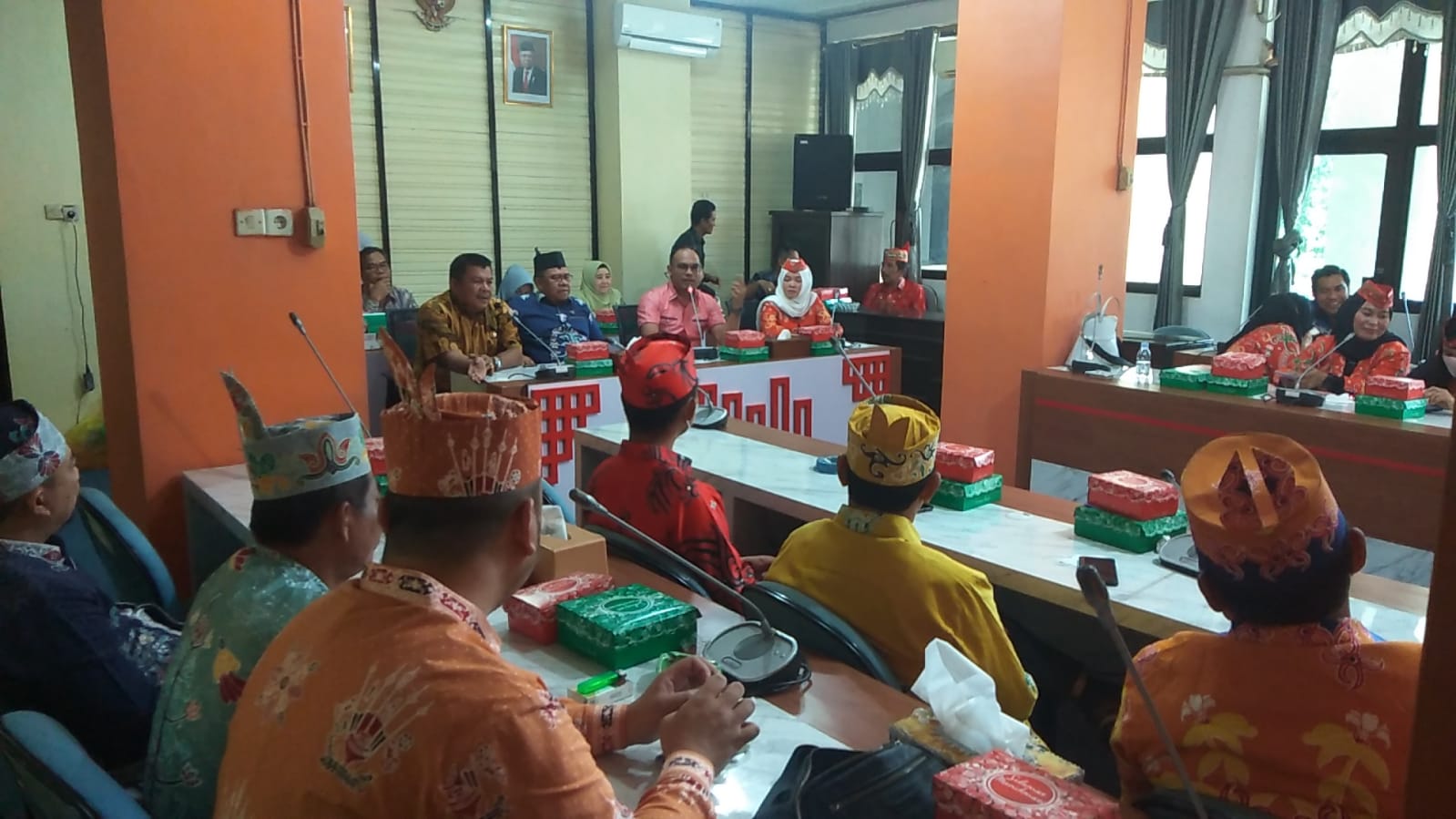DPRD Kotabaru Sambut Kedatangan DPRD Pulang Pisau Dan DPRD Kutai Kartanegara Dikotabaru