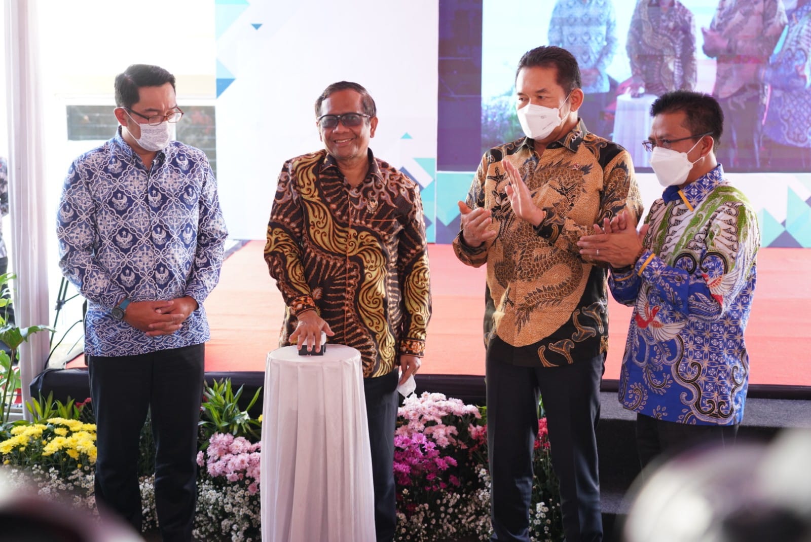 Mahfud MD Kunjungi Bandung Jawa Barat Resmikan Launching Balai Rehabilitasi Napza Adhyaksa,Ridwan Ka...