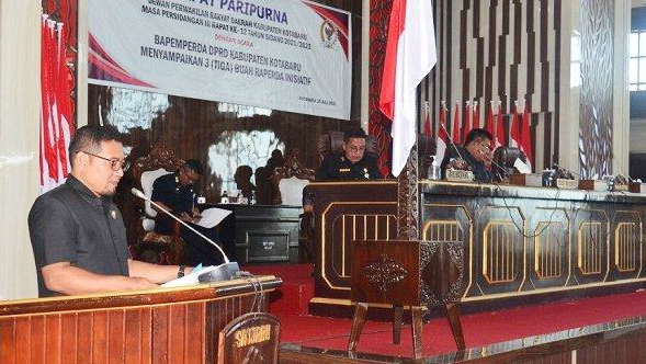 DPRD Kotabaru Sampaikan 3 Buah Raperda Inisiatif Di Rapat Ke- 12 Tahun Sidang 2021/2022