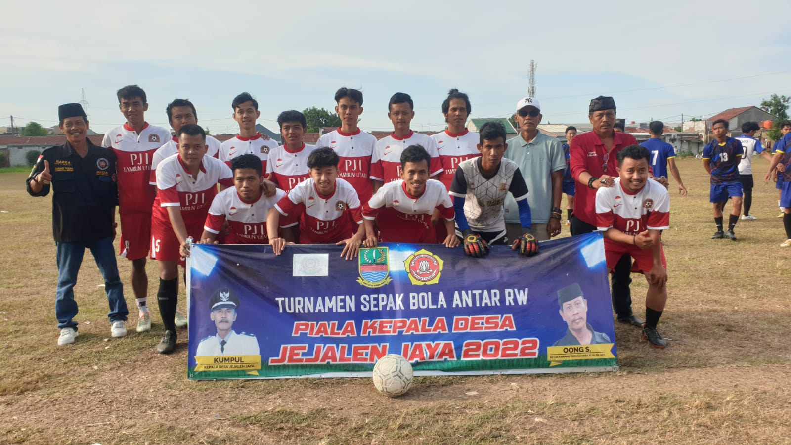 Dalam Rangka Sambut HUT RI Ke 77, Pemdes Jejalen Jaya adakan Turnamen Sepakbola
