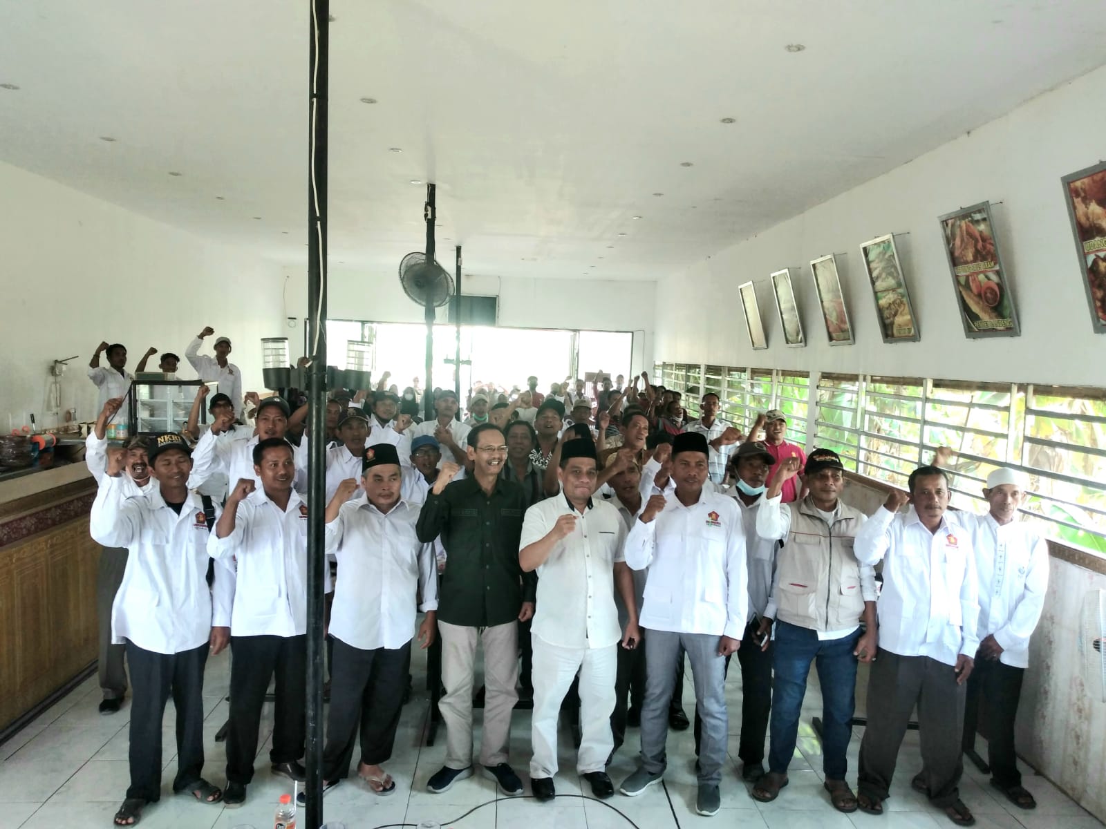 Drs. MH. Rofiq Anggota DPRD Gerindra Jatim Adakan Sosialisasi Kebangsaan Perkuat Ekonomi Digital Un...