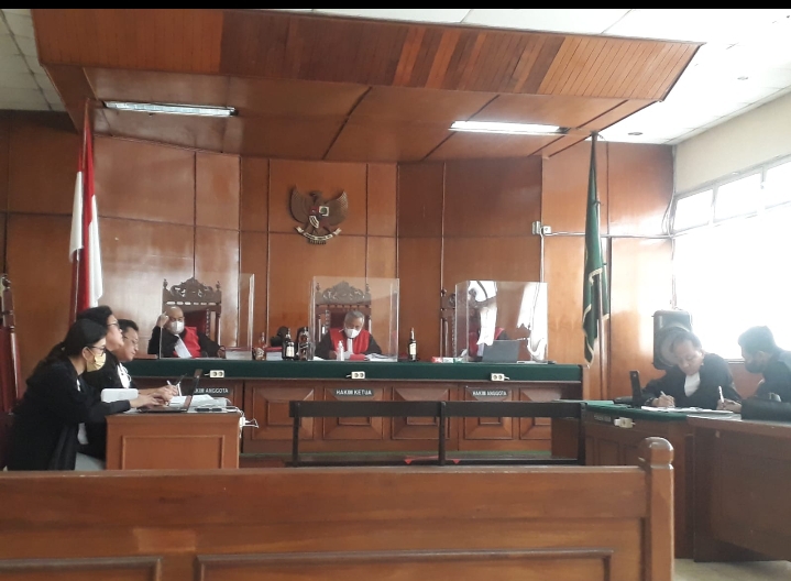 PN Jakarta Utara Sidangkan Pemilik Miras dan Rokok 1 Truck Fuso Tanpa Pita Cukai