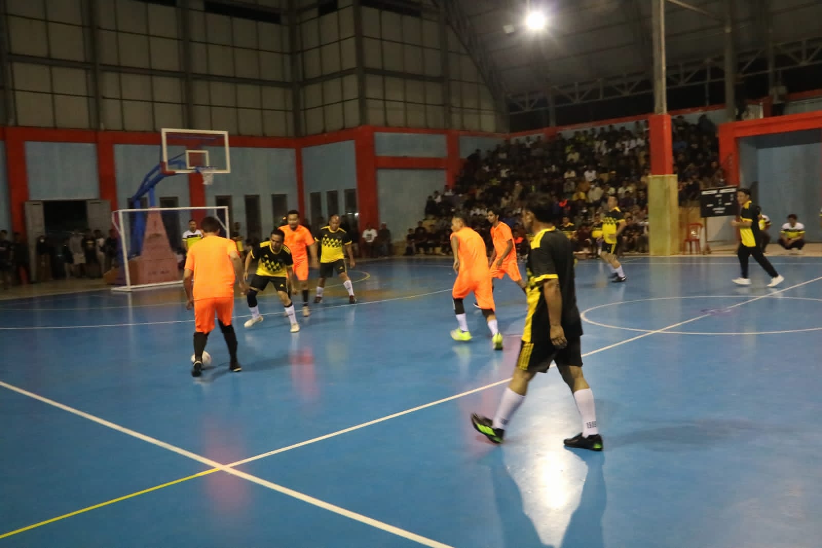 PWI Kotabaru Jadi Tamu Eksibisi Ajang Bupati Cup Futsal Competition Yang Di Gelar Pemda Kotabaru