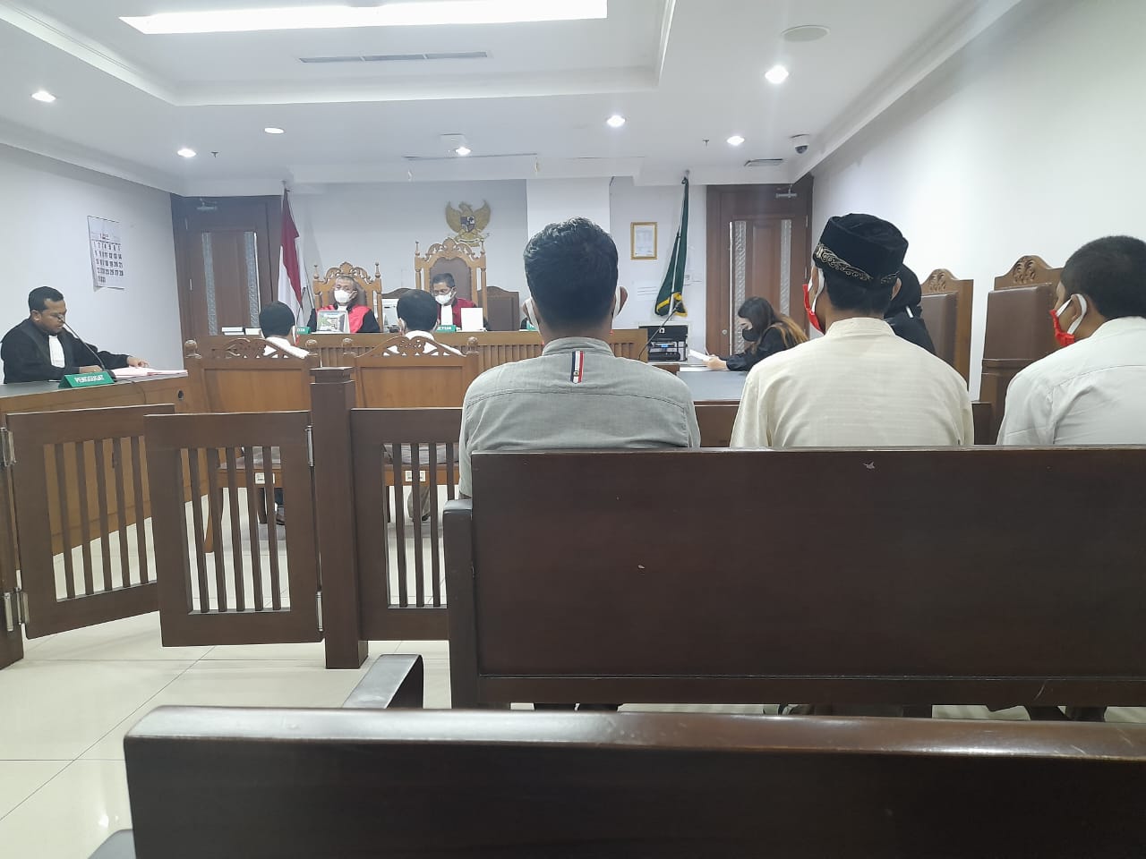Jaksa Tuntut kelima Terdakwa Seumur Hidup di  Bui ,simak berita ini