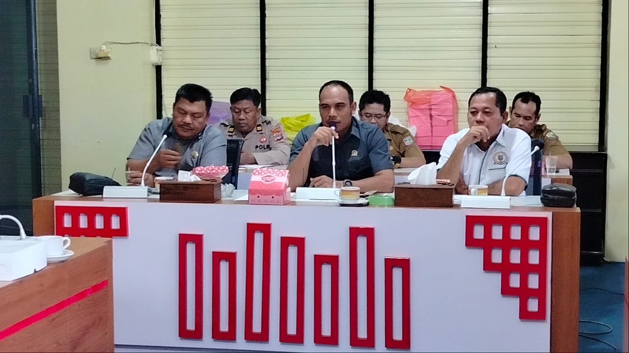 LSM Kapak Sampaikan Aspirasi, DPRD Kotabaru Gelar Rapat Dengar Pendapat