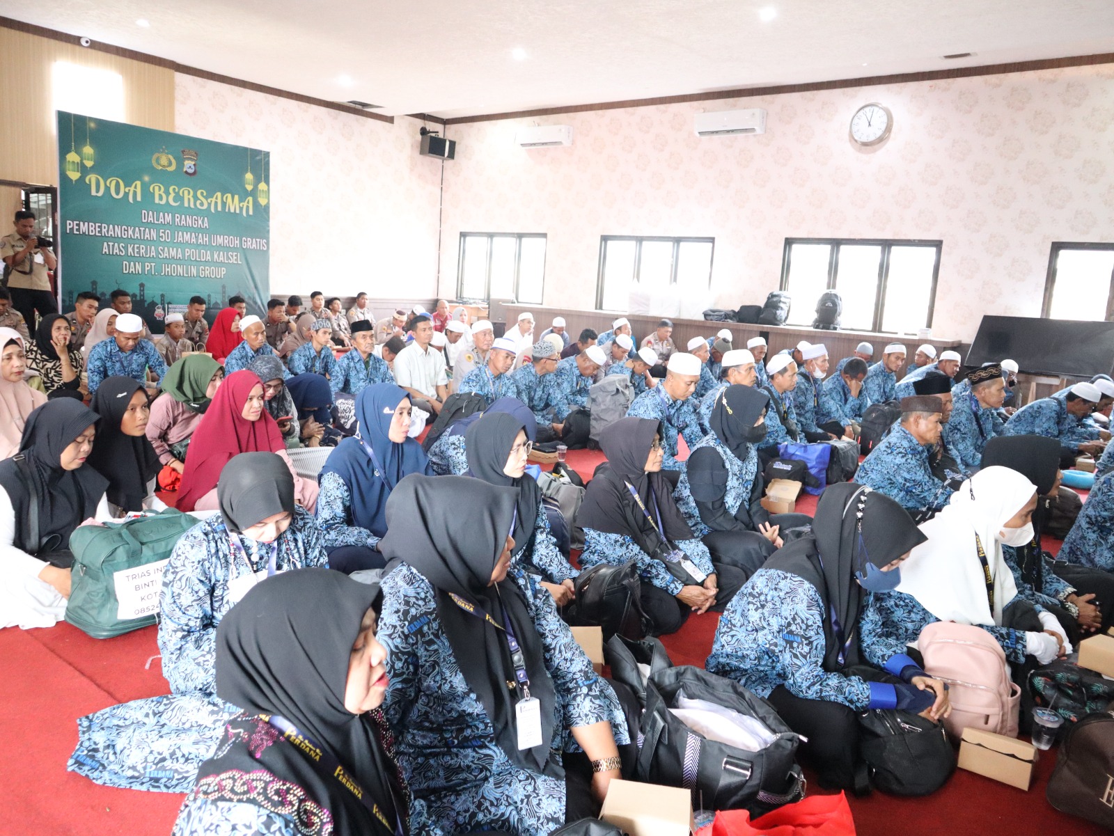 50 Jamaah Umroh Gratis Dari Jhonlin Group Asal Kotabaru Di Berangkatkan
