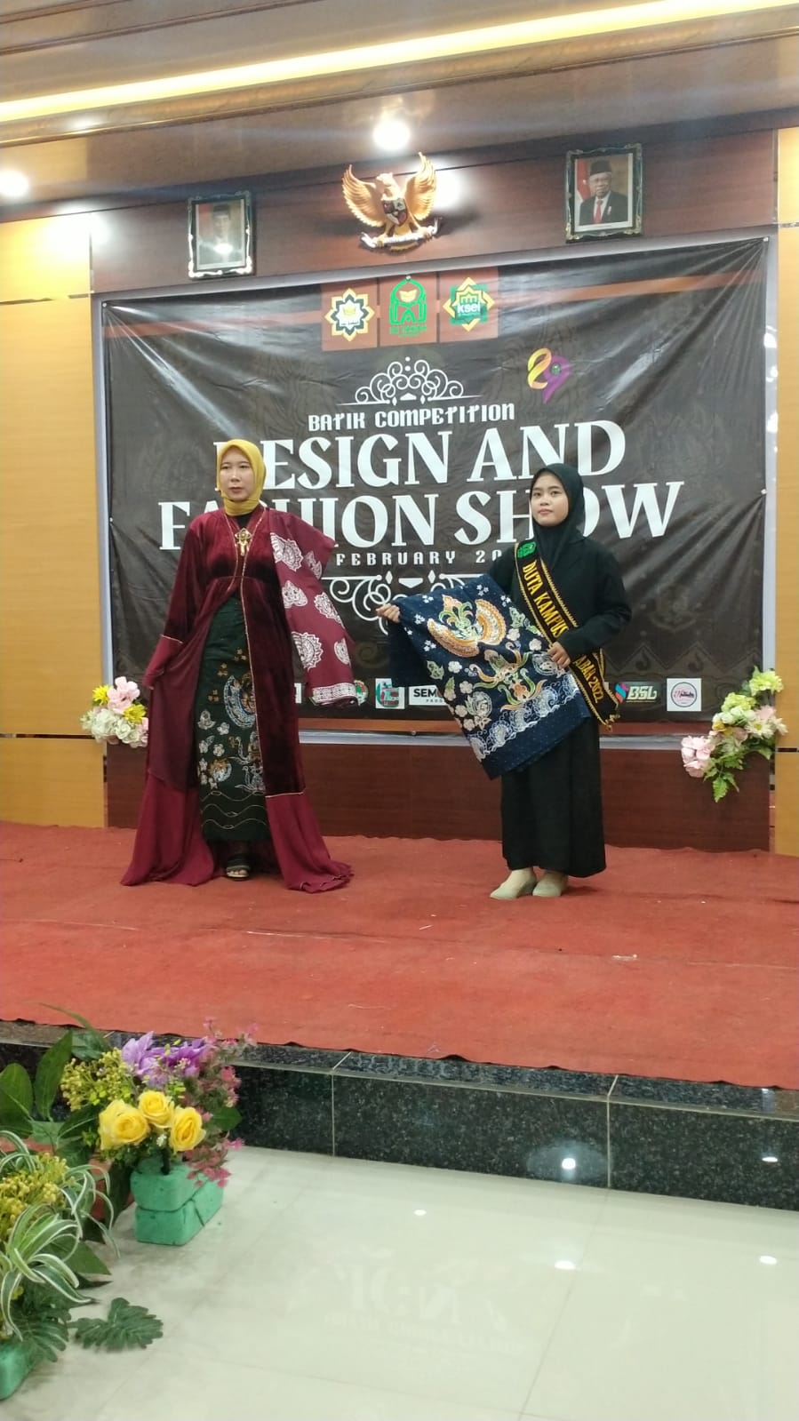 Prodi Ekonomi Syari'ah IAI Tabah Menggelar Perlombaan Desain Batik dan Fashion Show Batik