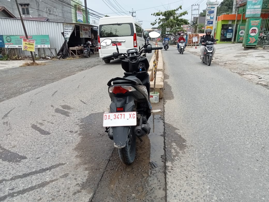 Pro Kontra Pembangunan Median Jalan, DPRD Kotabaru; Pekerjaan Dilanjut Setelah Jalan Dilebarkan