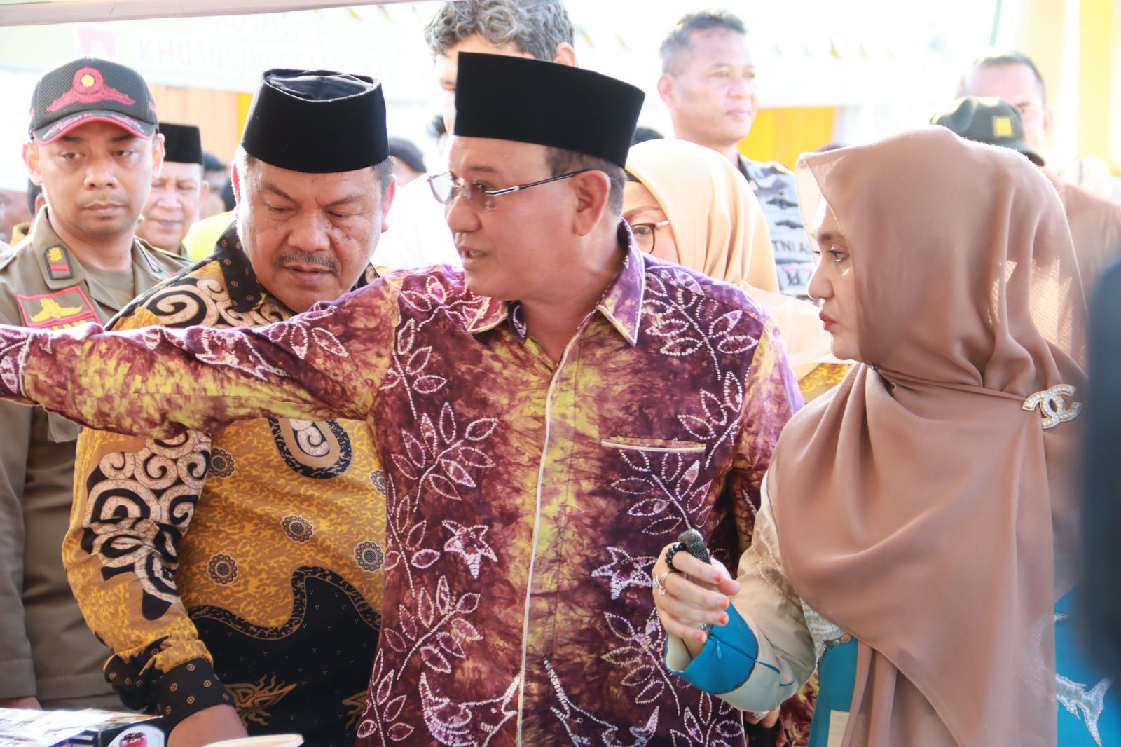 Festival Gebyar Ramadhan, Wakil Ketua DPRD Kotabaru Drs. H. Mukhni AF; Pemkab Kotabaru Tunjukkan Kre...