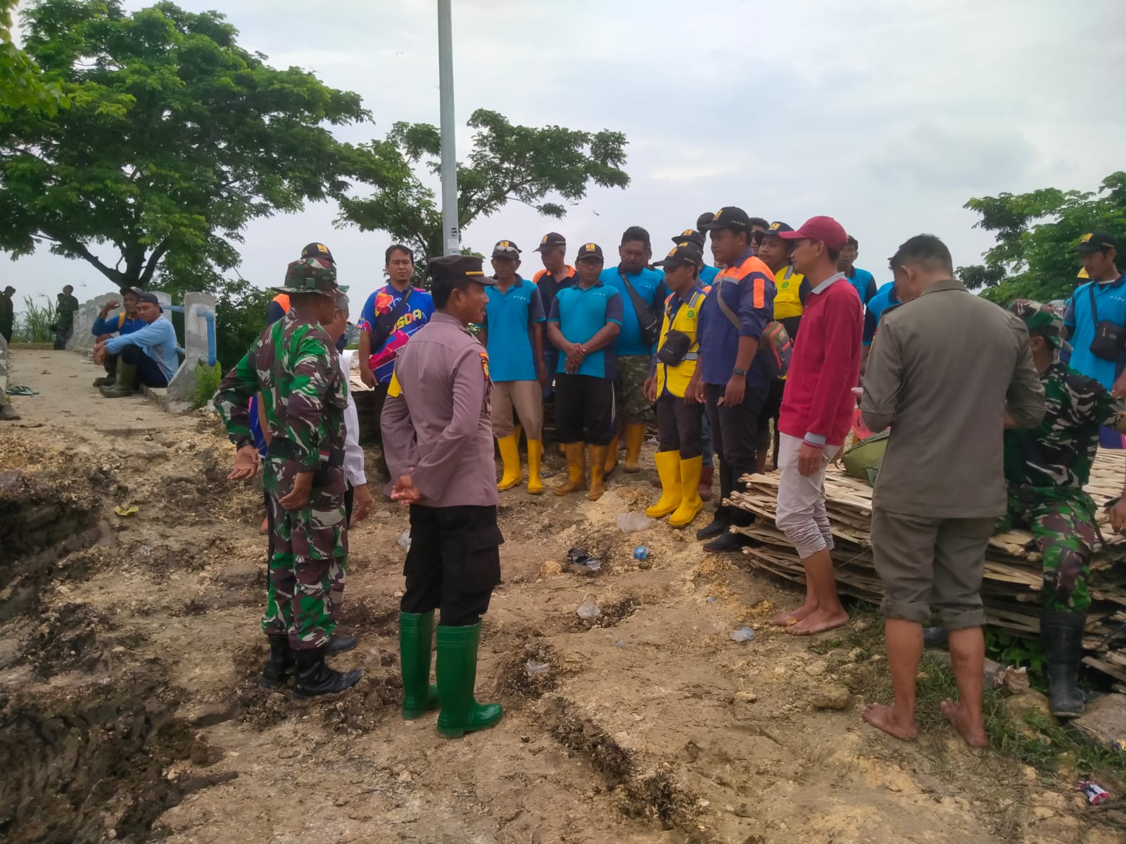 Patroli Terdampak Banjir Tiga Desa di Lamongan