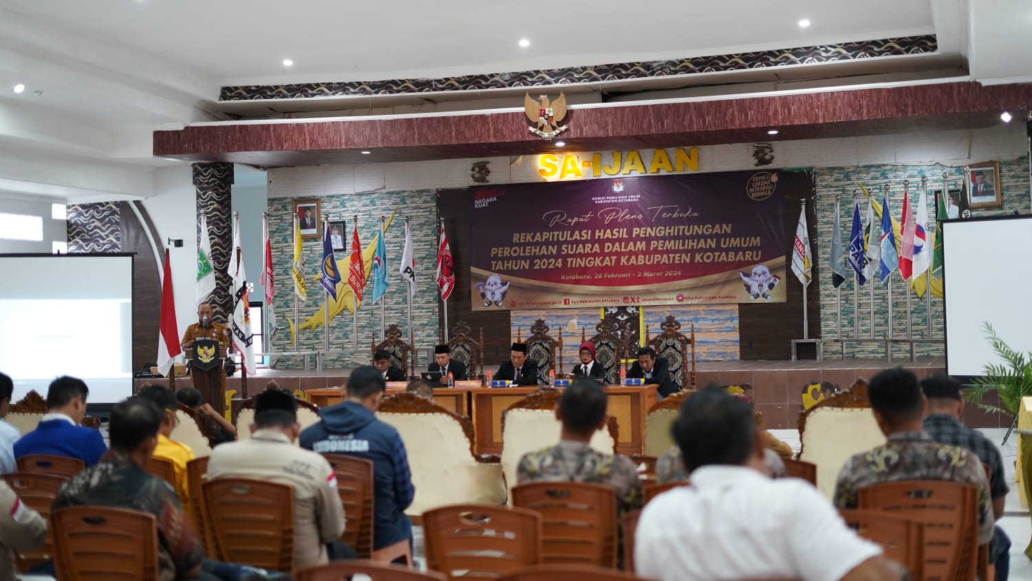 KPU Kotabaru Gelar Rapat Pleno Hasil Pemilu 2024, Bawaslu; KPU Kotabaru Tercepat